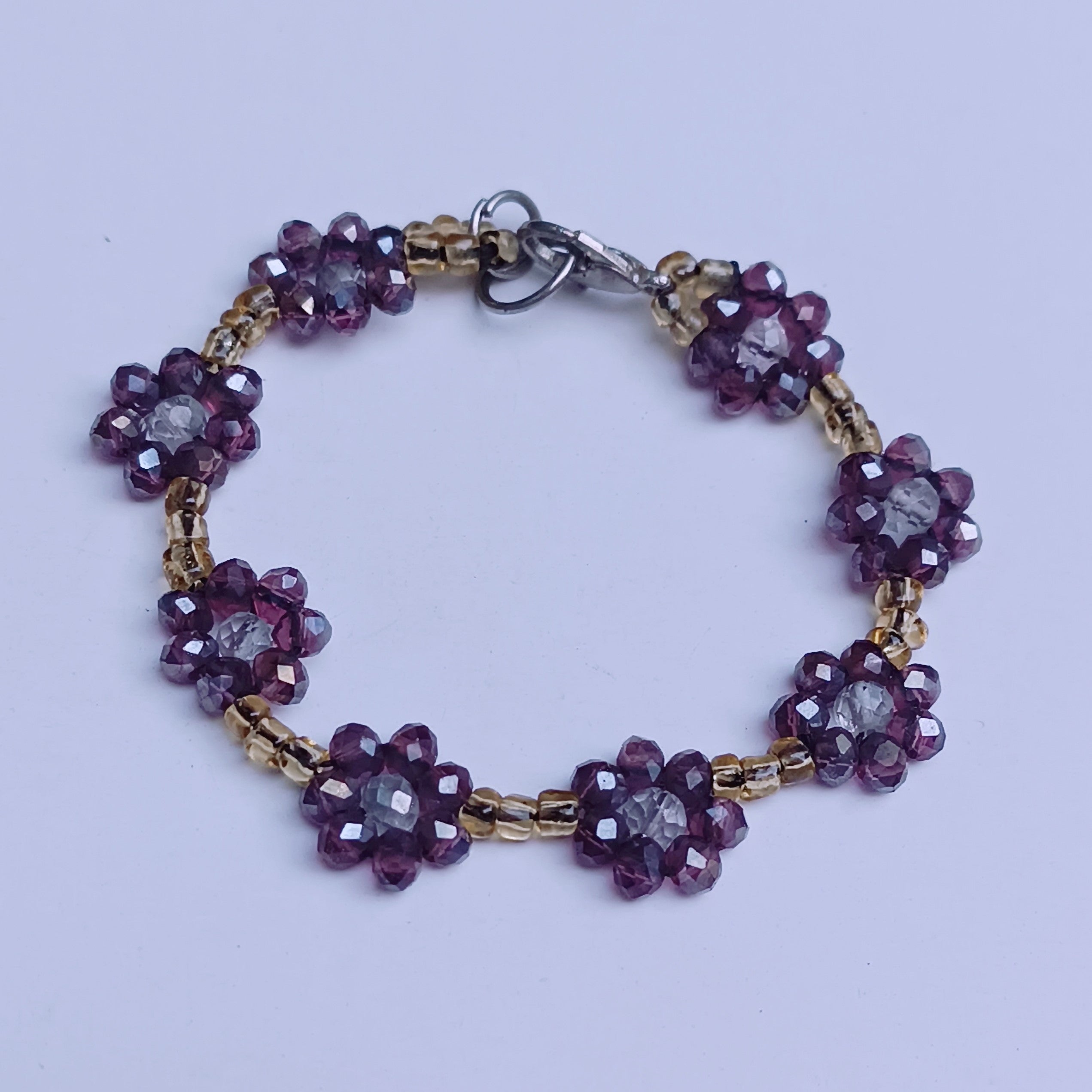 Handmade Purple Flower Beaded Bracelet – Elegant Glass Bead Jewelry