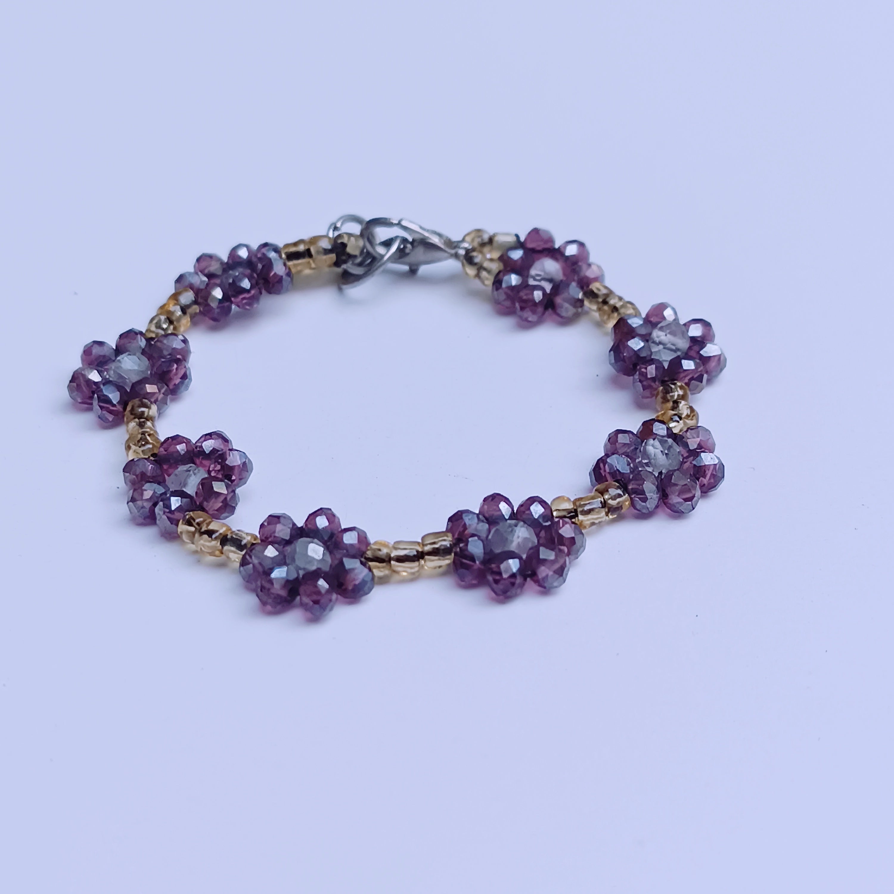 Handmade Purple Flower Beaded Bracelet – Elegant Glass Bead Jewelry